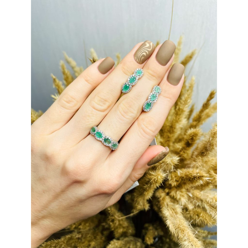 Серебряные серьги с изумрудом 009-7110