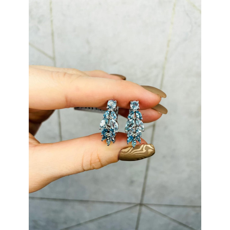 Серебряные серьги с натуральным скай топазом 222-39