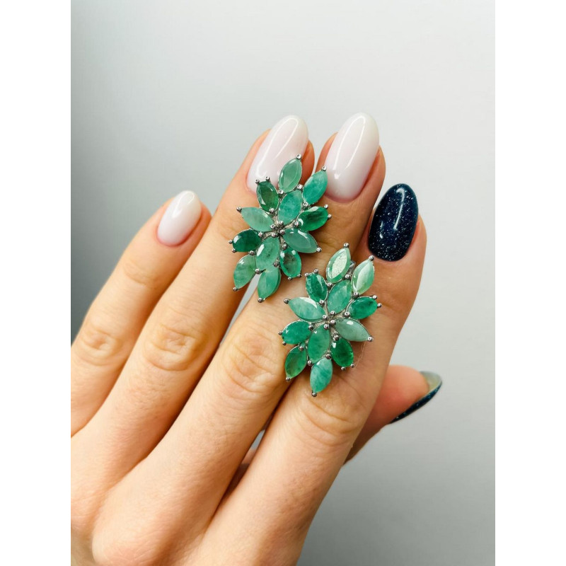 Серебряные серьги с натуральным изумрудом 195-71