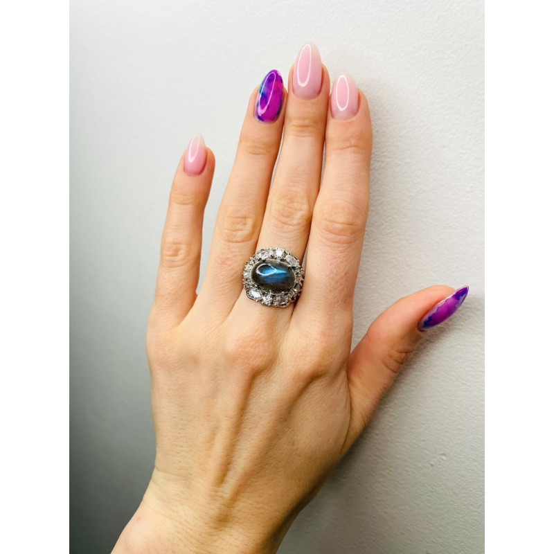 Серебряное кольцо с натуральным лабрадоритом 188-8810