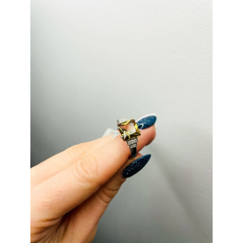 Срібна каблучка з нано султанітом та фіанітом 156N-8210