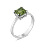 Серебряное кольцо с перидотом 072-53