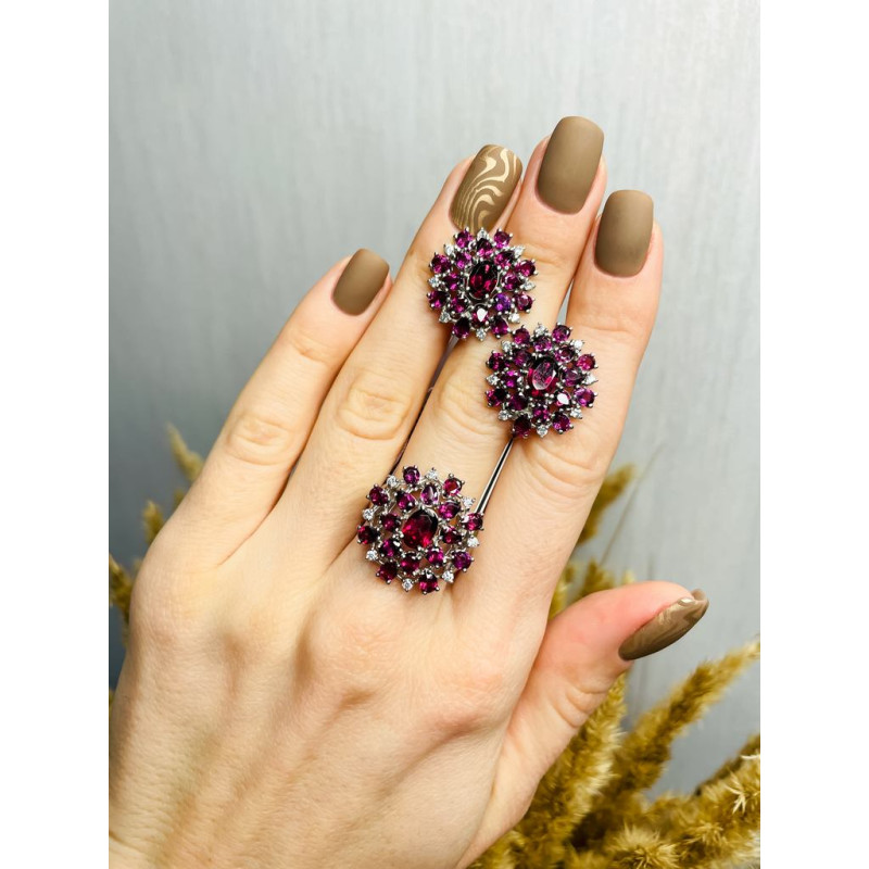 Silver ring with rhodolite 138-4210