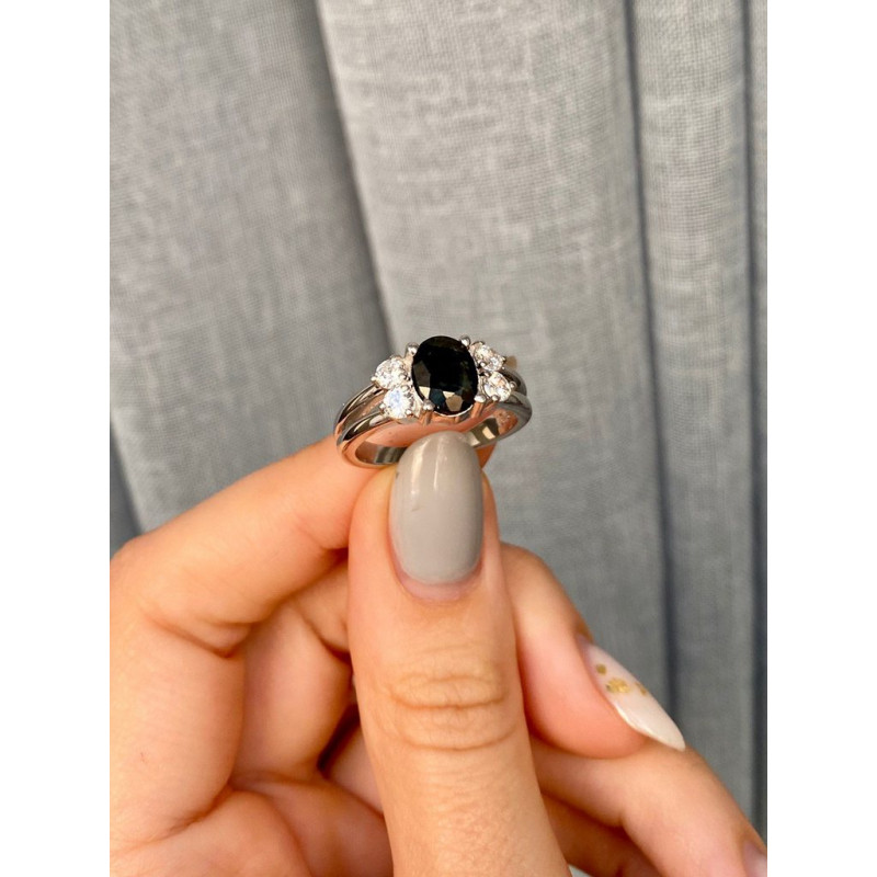 Срібна каблучка з сапфіром та фіанітом 066-3110