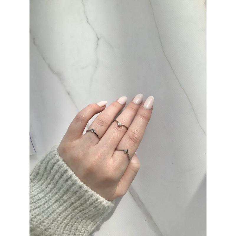 Срібна каблучка з діамантом B058-10