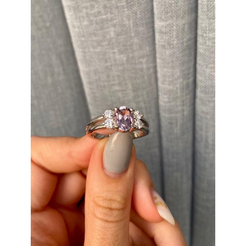 Срібна каблучка з рожевим аметистом та фіанітом 066-6310