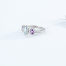 Срібна каблучка з скай топазом та аметистом 075-396210