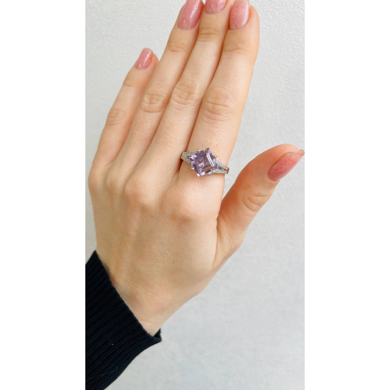 Срібна каблучка з рожевим аметистом та фіанітом 089-6310