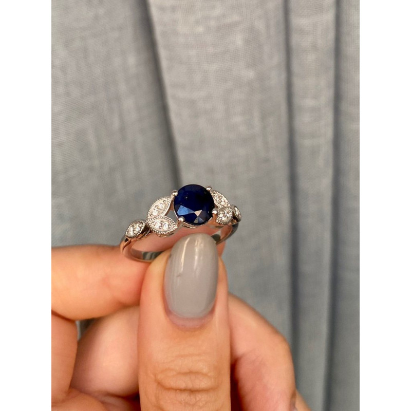 Срібна каблучка з сапфіром та фіанітом 071-3110