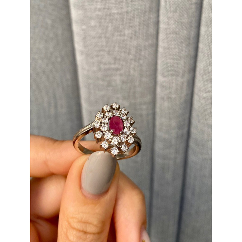 Срібна каблучка з рубіном та фіанітом 010-4410