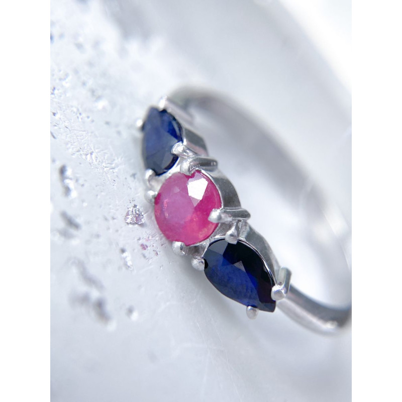 Срібна каблучка з сапфіром та рубіном 036-3144