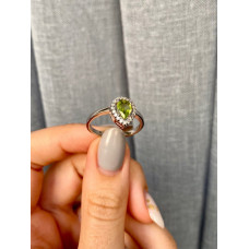 Срібна каблучка з перідотом та фіанітом 011-5310