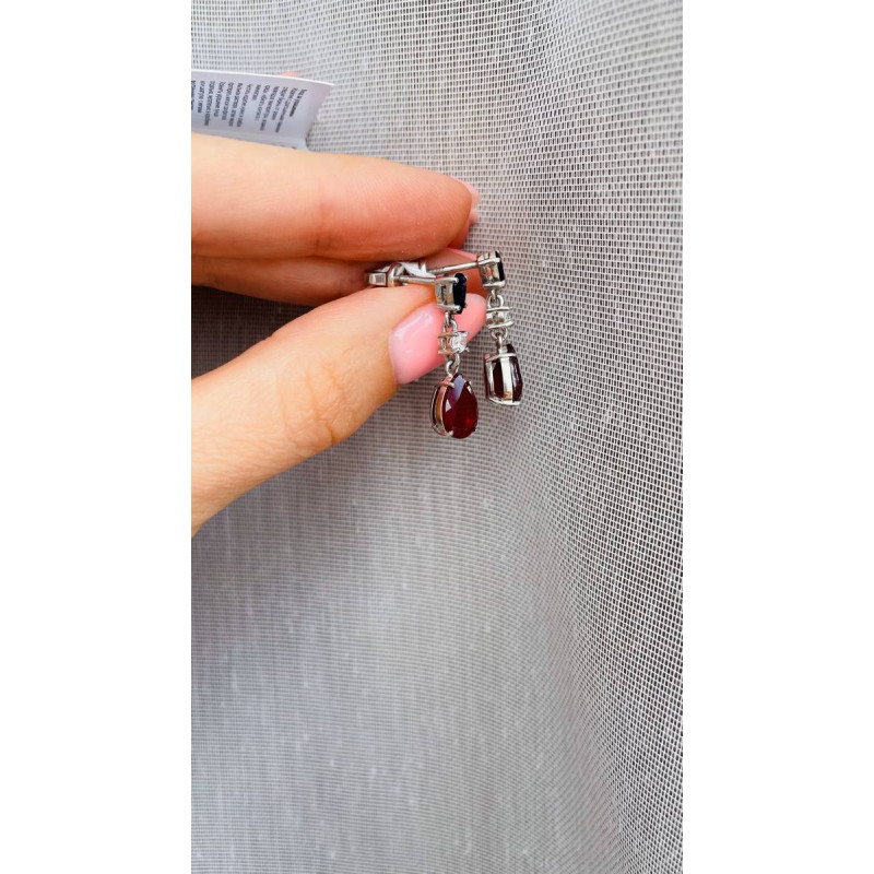 Срібні сережки з рубіном та сапфіром 108-443110