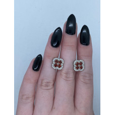 Срібні сережки з гранатом та фіанітом 135-4110