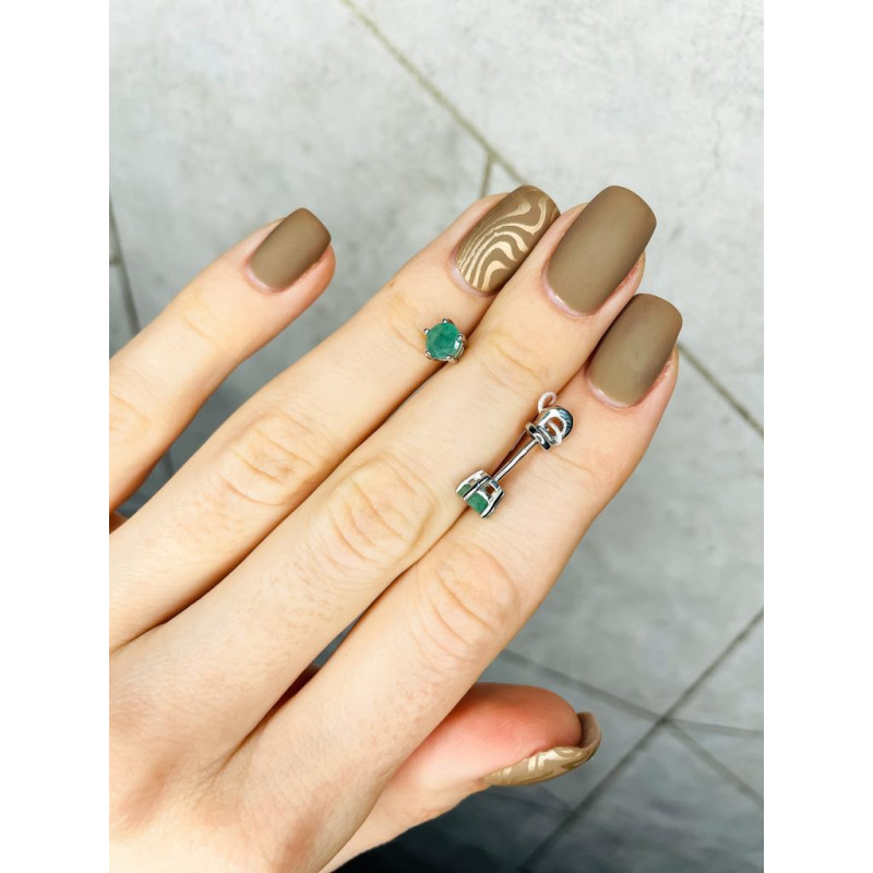 Срібні сережки з смарагдом 116-71