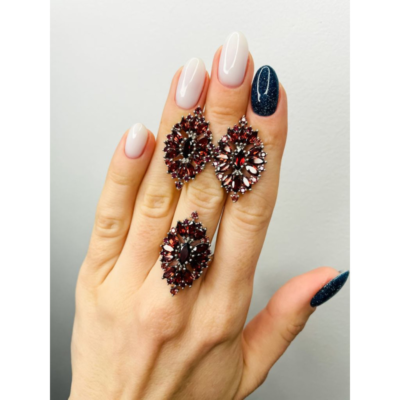 Срібні сережки з гранатом 198-41 