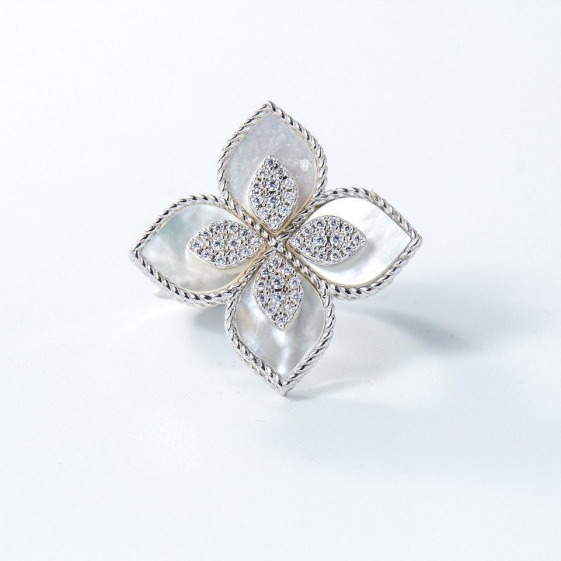 Срібна каблучка зі вставками білого перламутра 01-00011-9010 